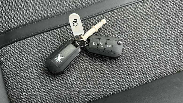 Peugeot 5008 1.2 PureTech Allure 5dr EAT8 Petrol Estate